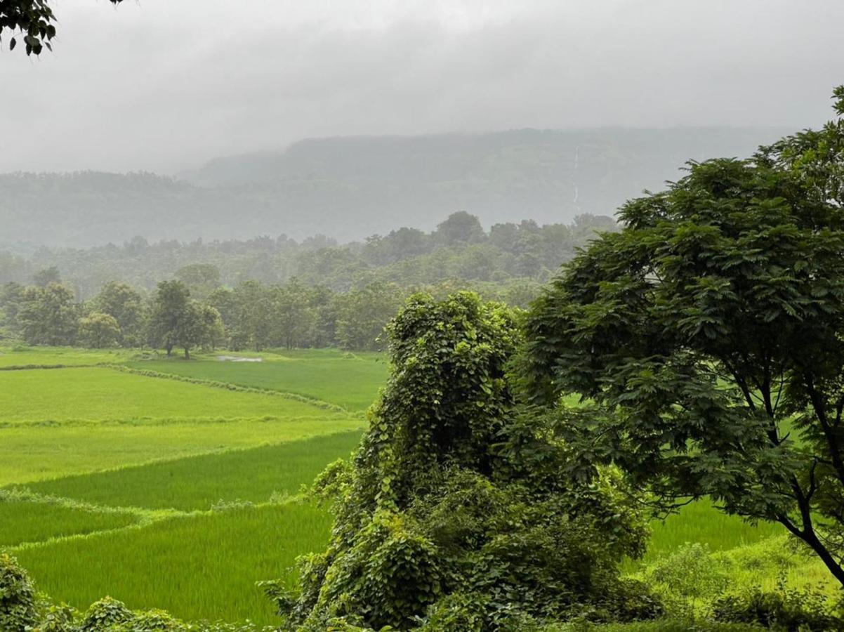 Karjat Villa ภายนอก รูปภาพ