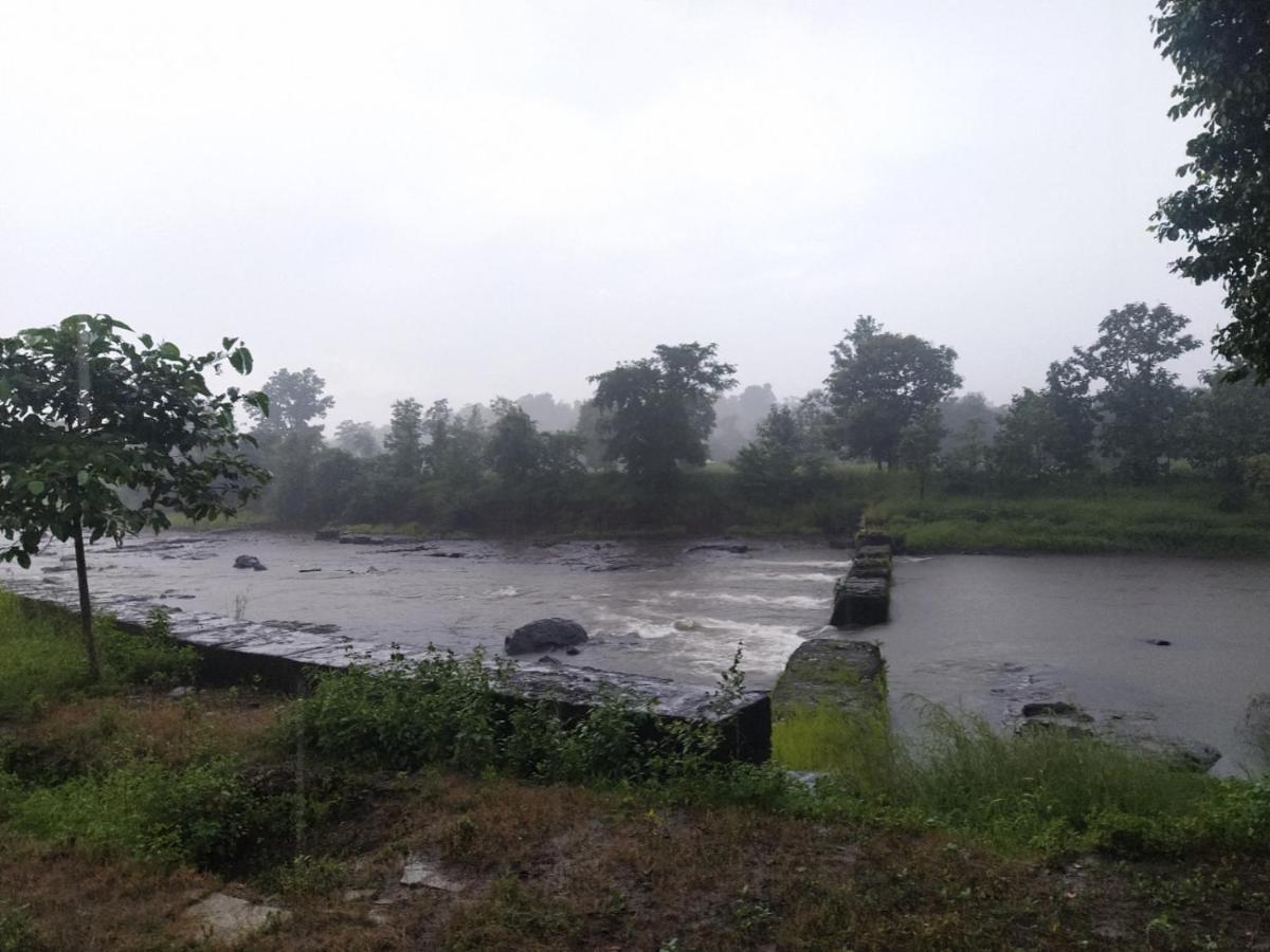 Karjat Villa ภายนอก รูปภาพ