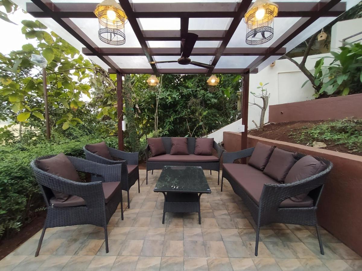 Karjat Villa ภายนอก รูปภาพ