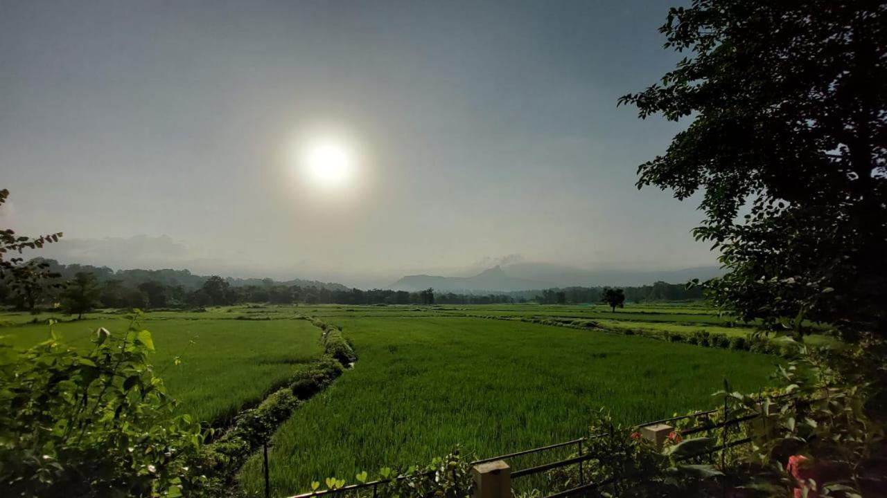 Karjat Villa ภายนอก รูปภาพ